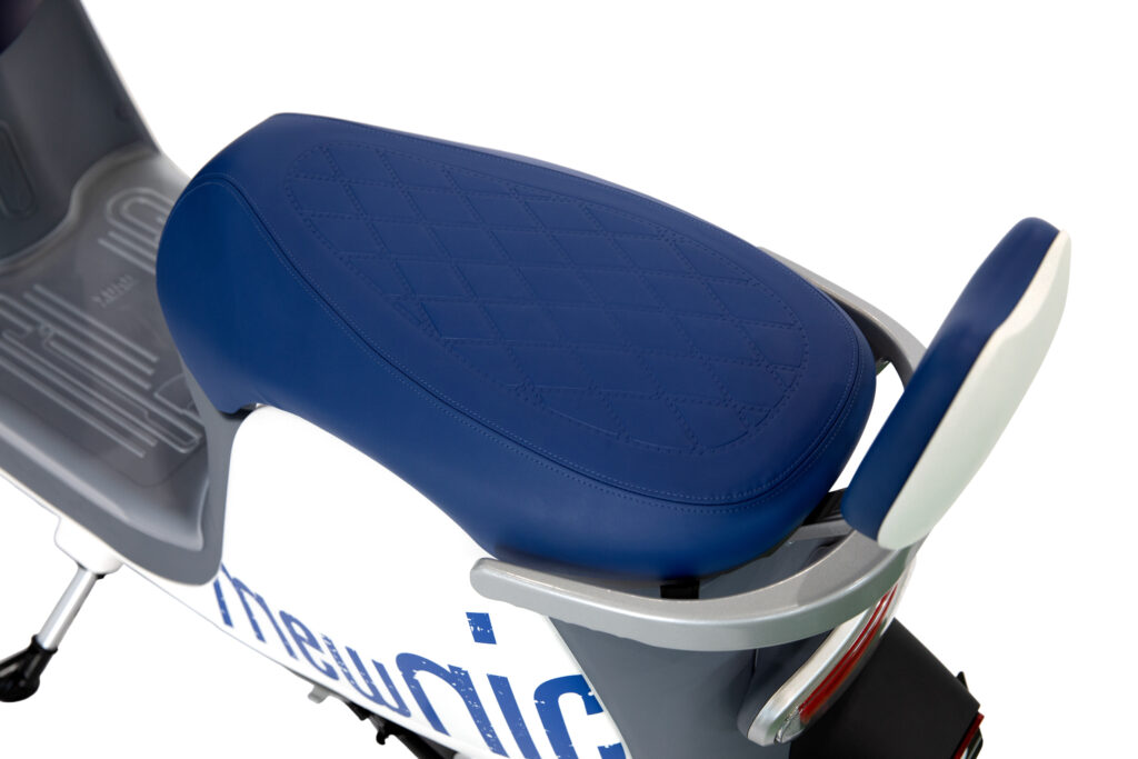 235149625_v5go2Rq1_be3379d30c0560b1ae65c15cf389cb9ee0b5e8be.jpg 이미지크게보기